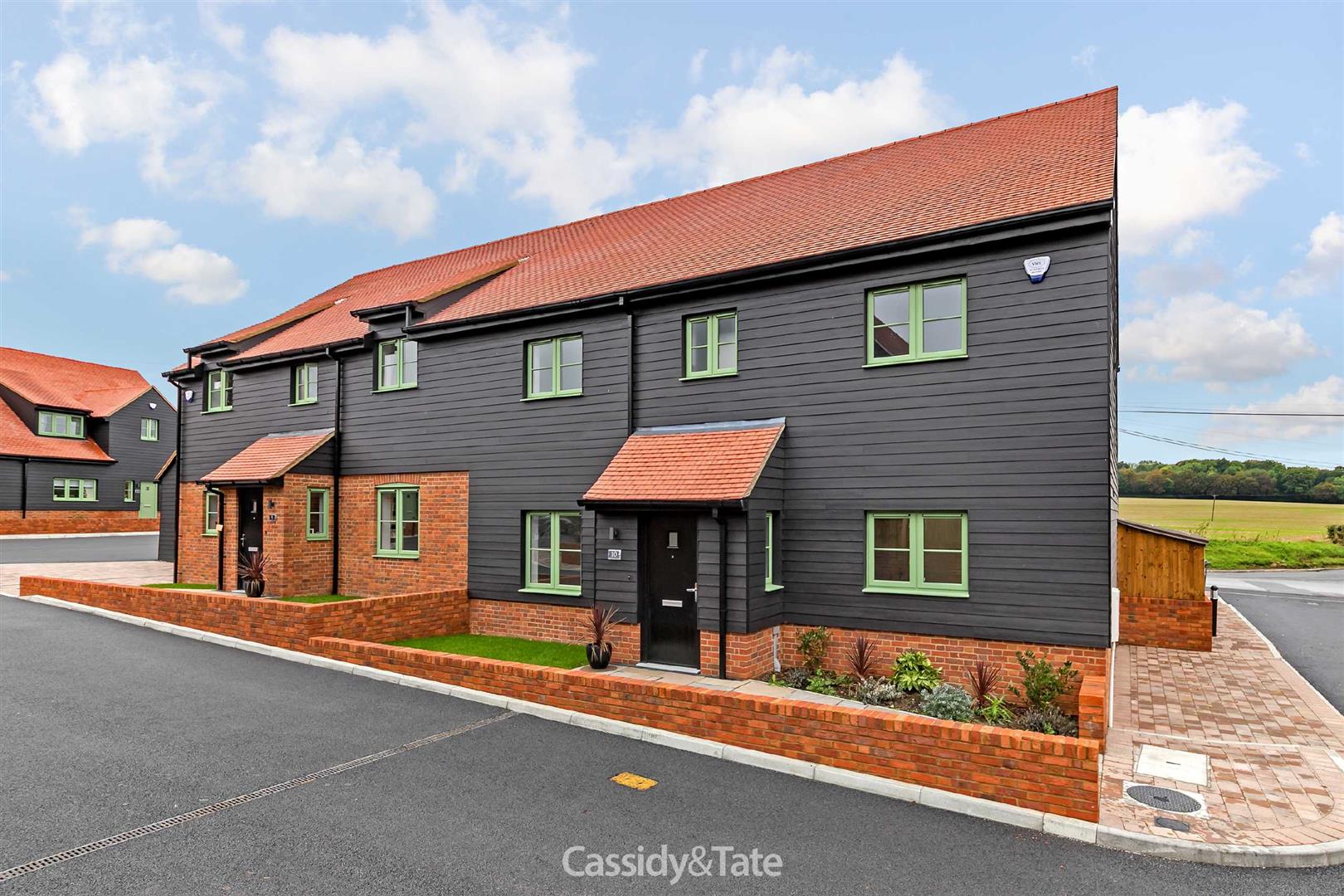 Chiltern Hills Close, Aldbury, Tring