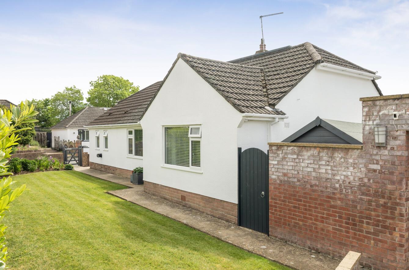 Ambrose Close, Bradford Abbas, Sherborne, DT9