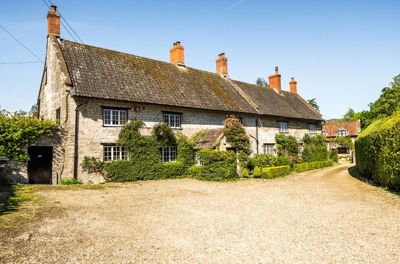 Laurel Lane, Queen Camel, Yeovil, BA22