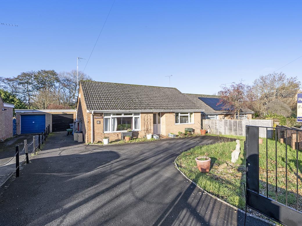 Bridle Way, Barwick, Yeovil, BA22