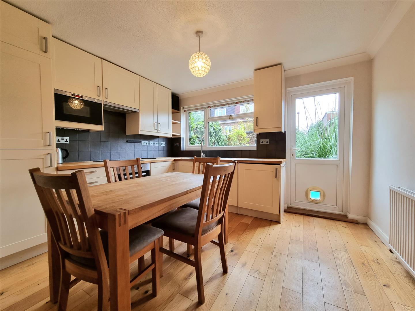 Aspen Close, Ealing, W5