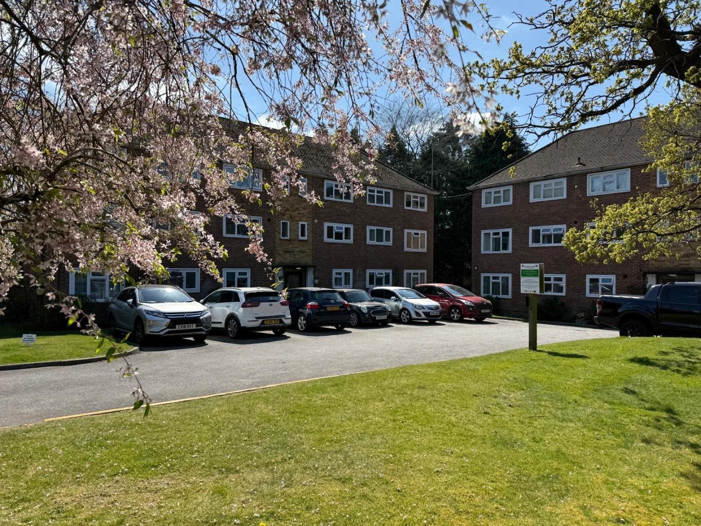 Station Parade, Virginia Water, GU25