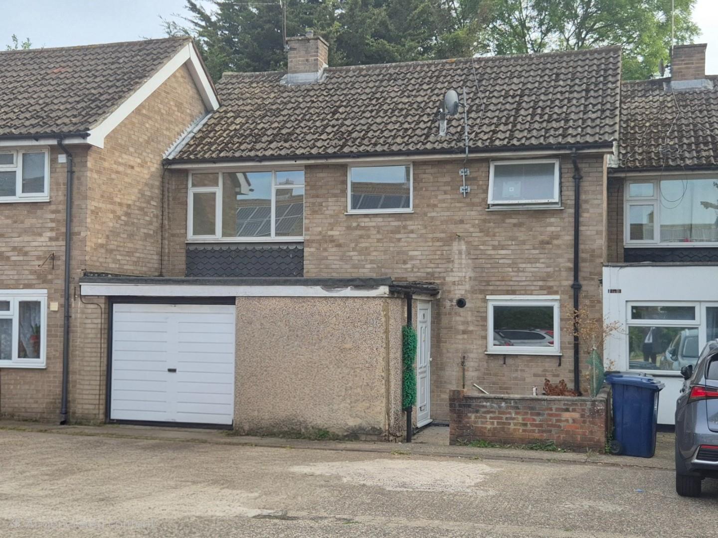 Willett Close, Northolt, UB5