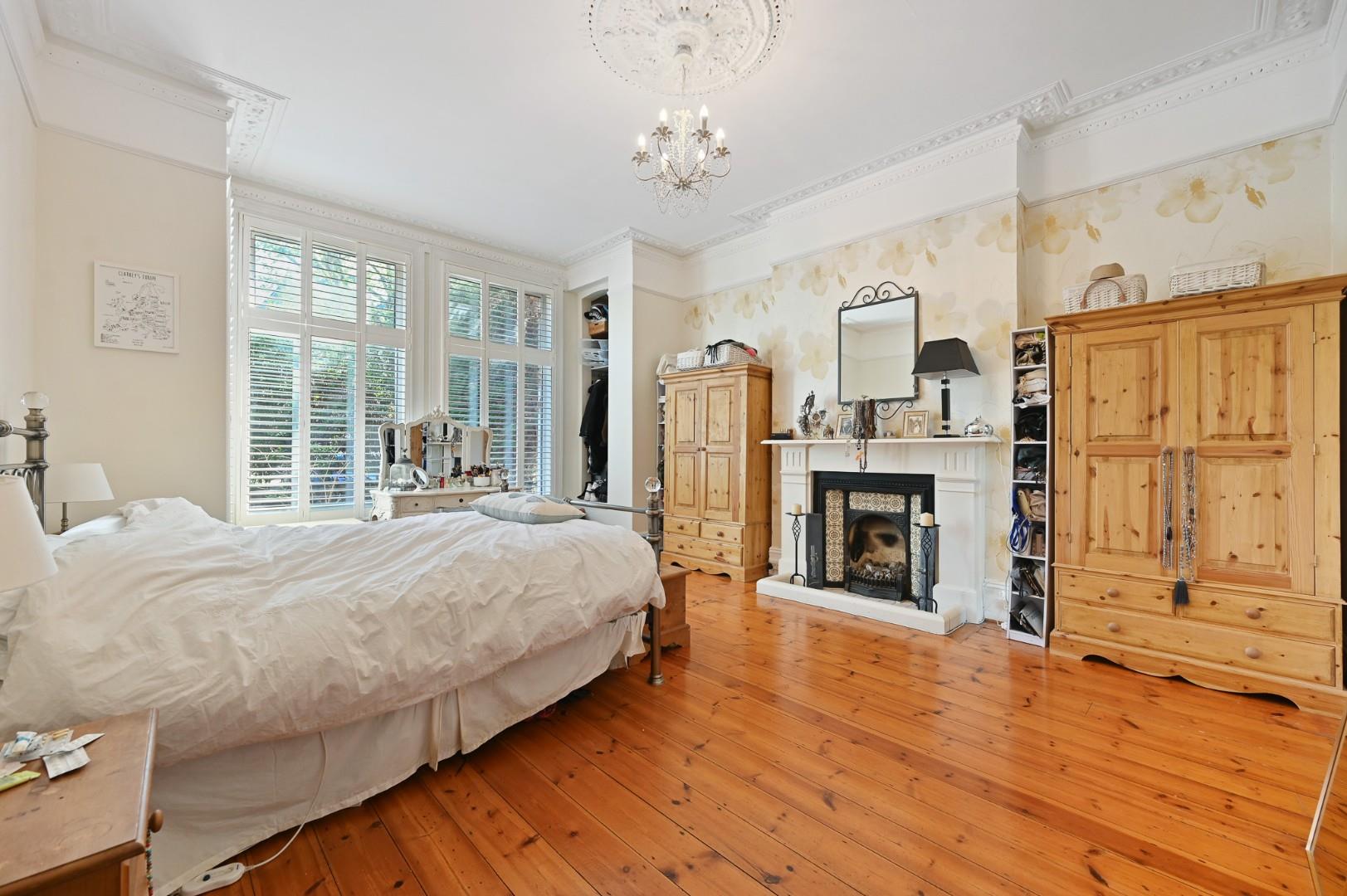 Heathfield Road, Acton, W3