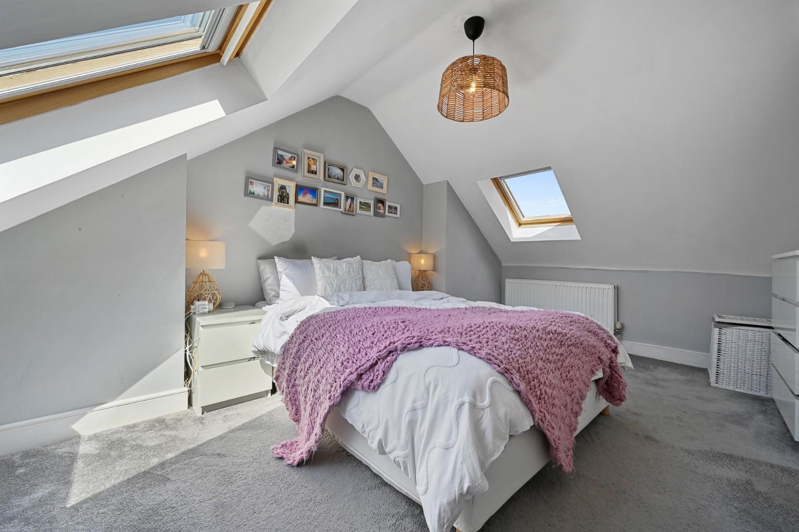 Cloister Road, Acton, W3