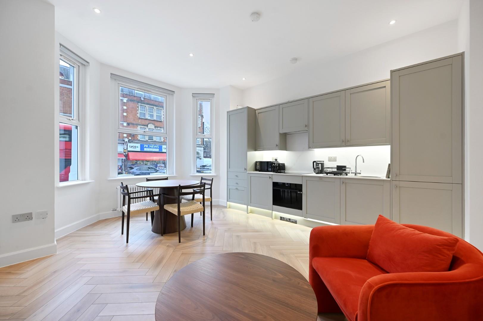 Uxbridge Road, London, W12