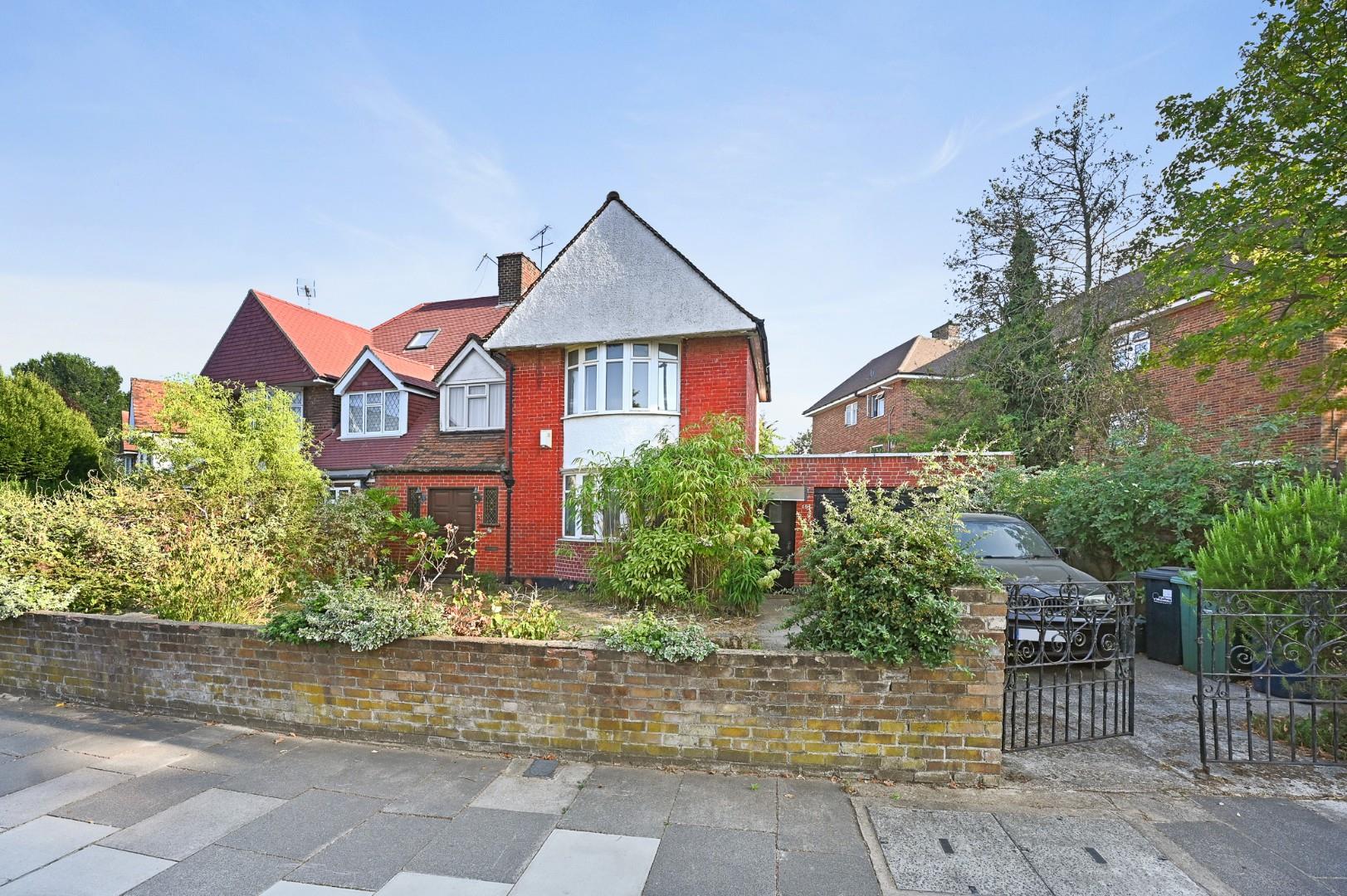 Rosemont Road, Acton, W3