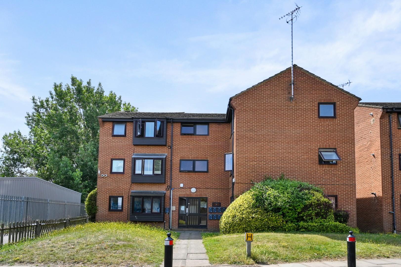 Mansell Road, Acton, W3
