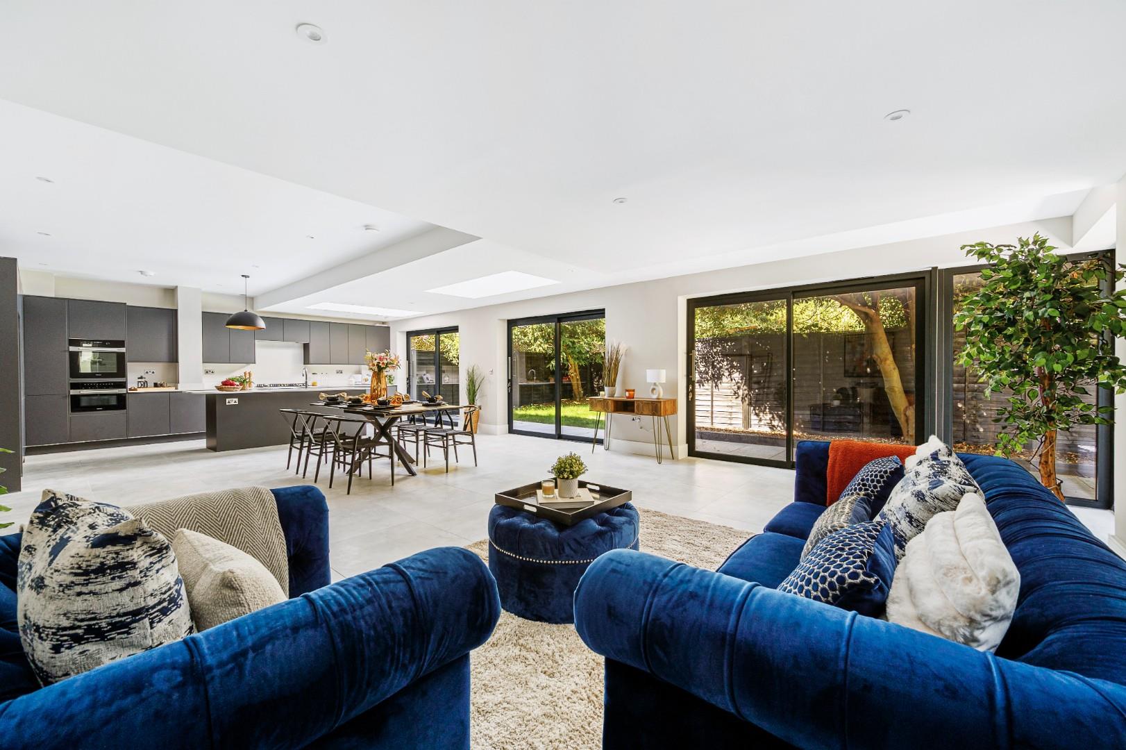 Heathfield Road, Acton, W3