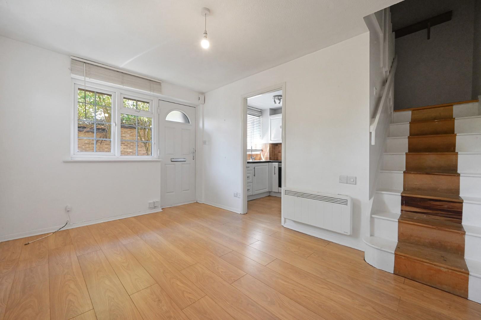 Cromwell Close, Acton, W3