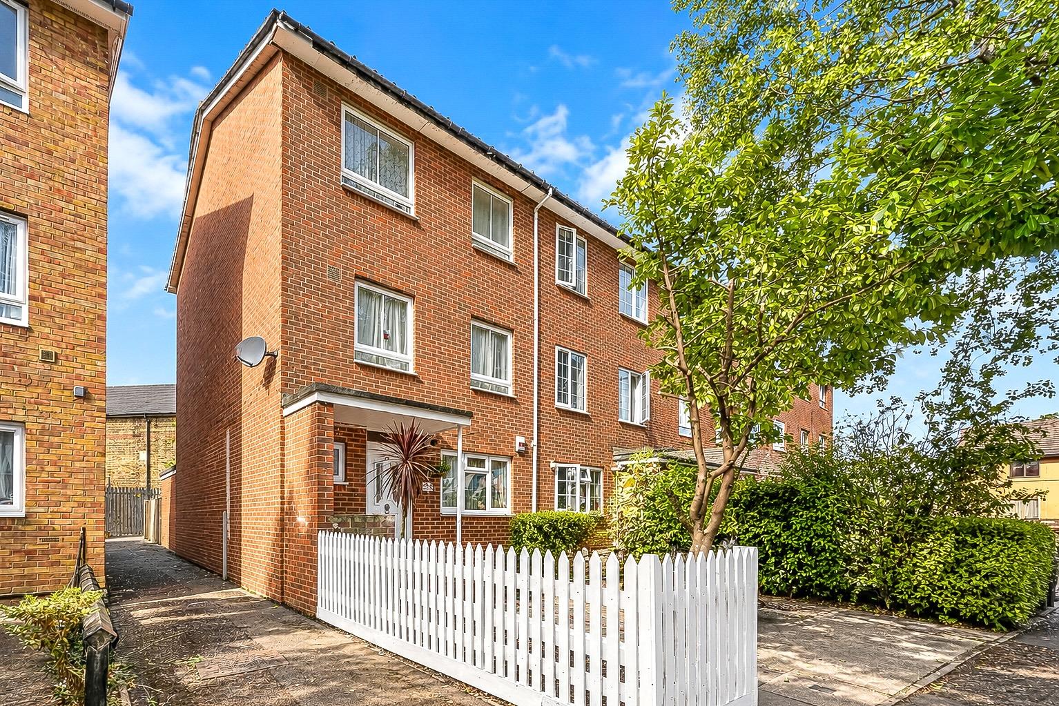 Wilkinson Way, Chiswick, W4