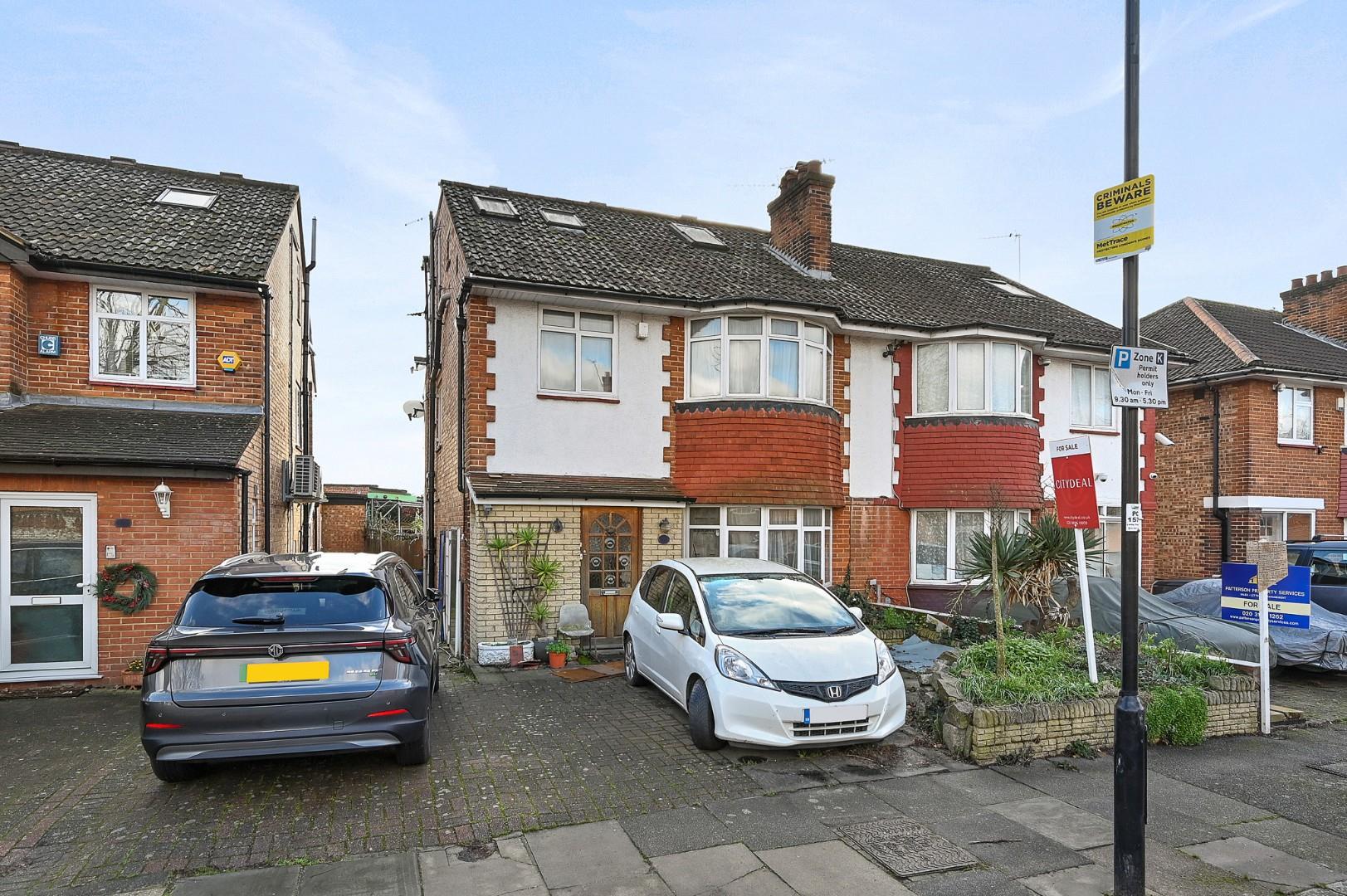 Bowes Road, Acton, W3