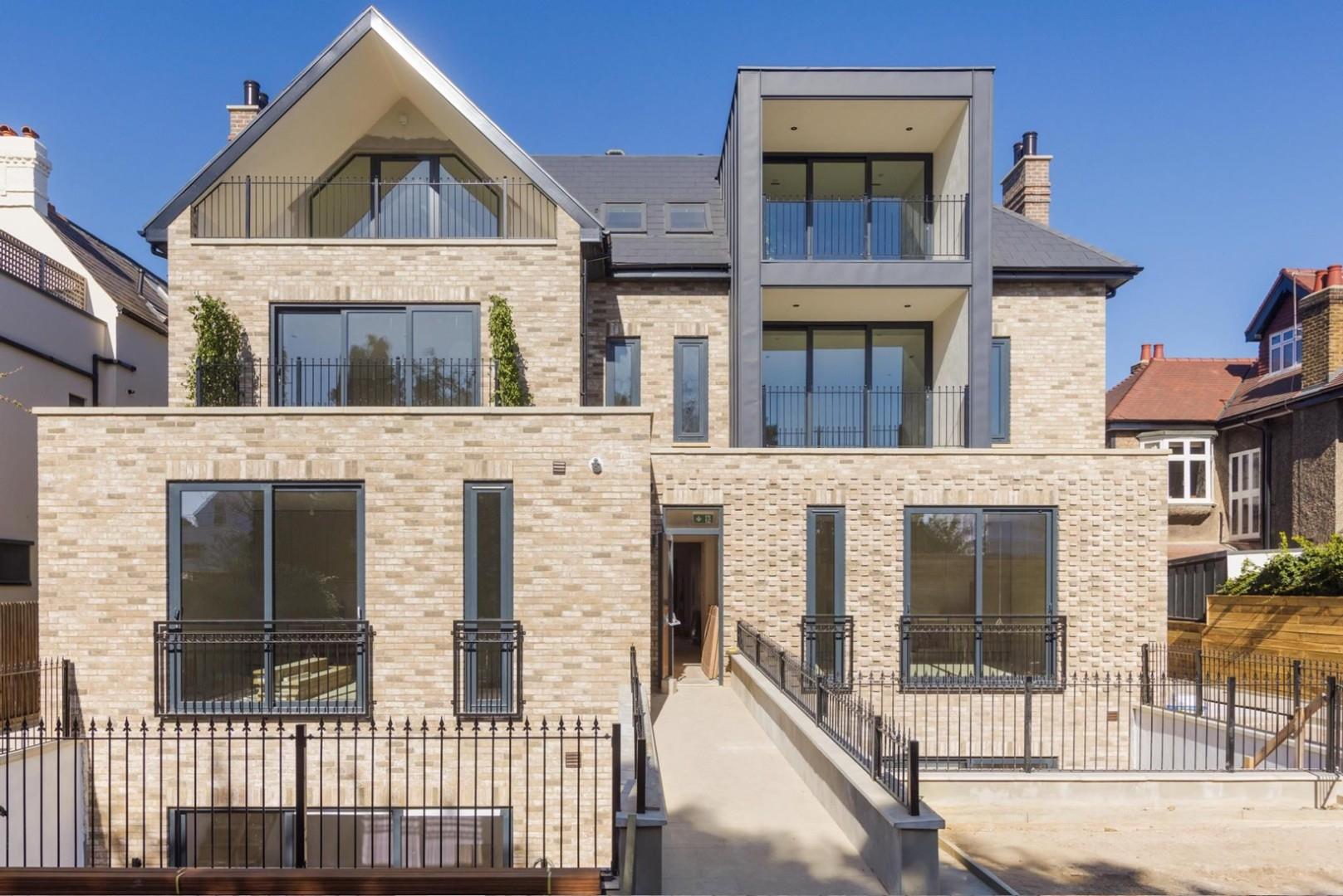 Creswick Road, Acton, W3