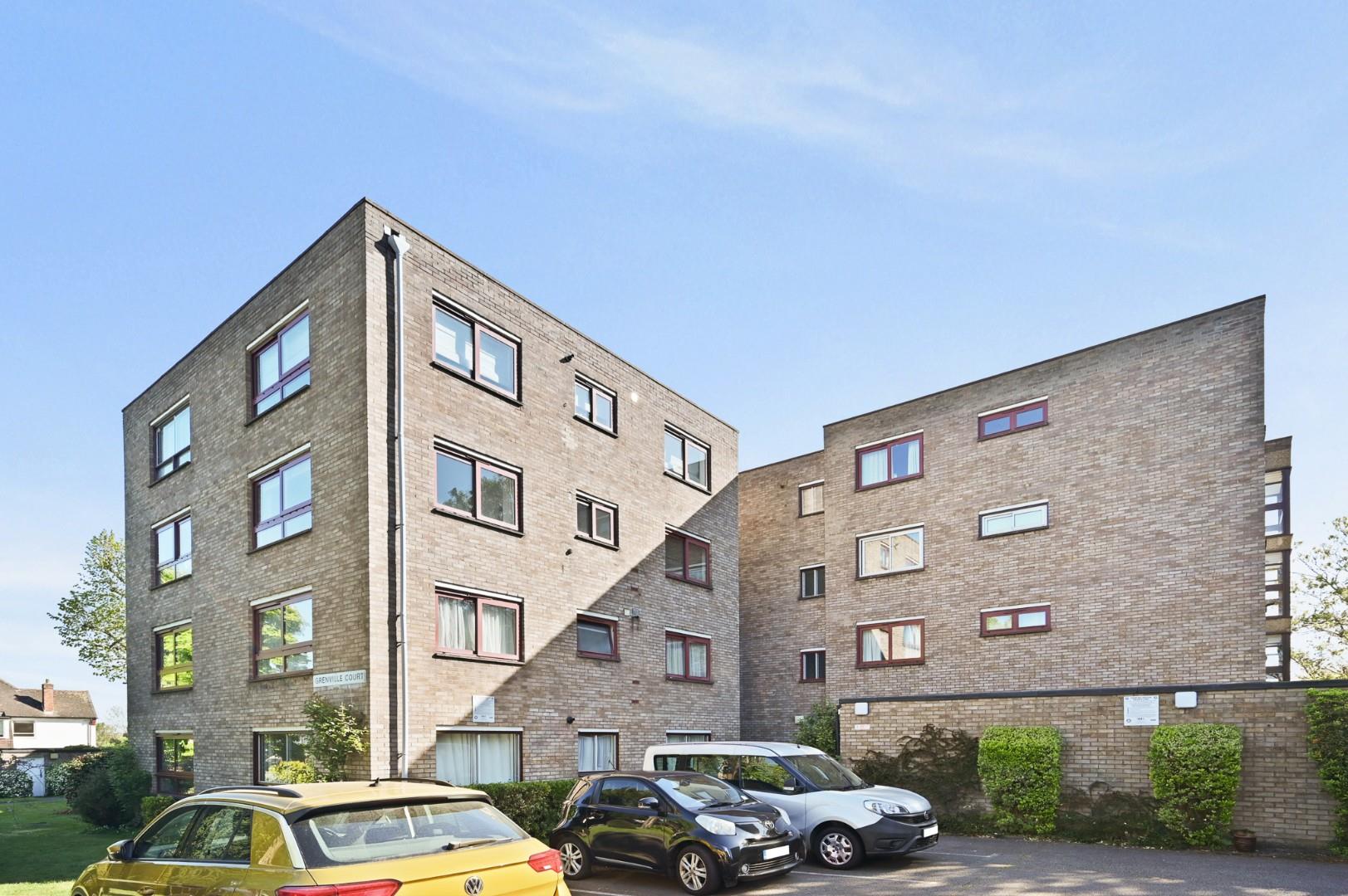 Kent Avenue, Ealing, W13