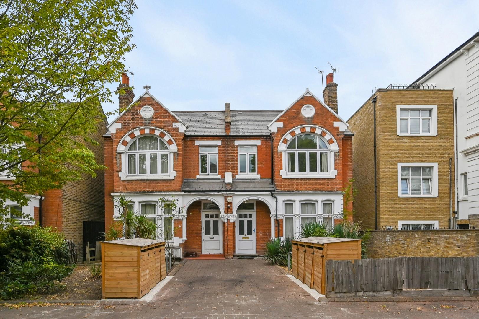 Argyle Road, Ealing, W13