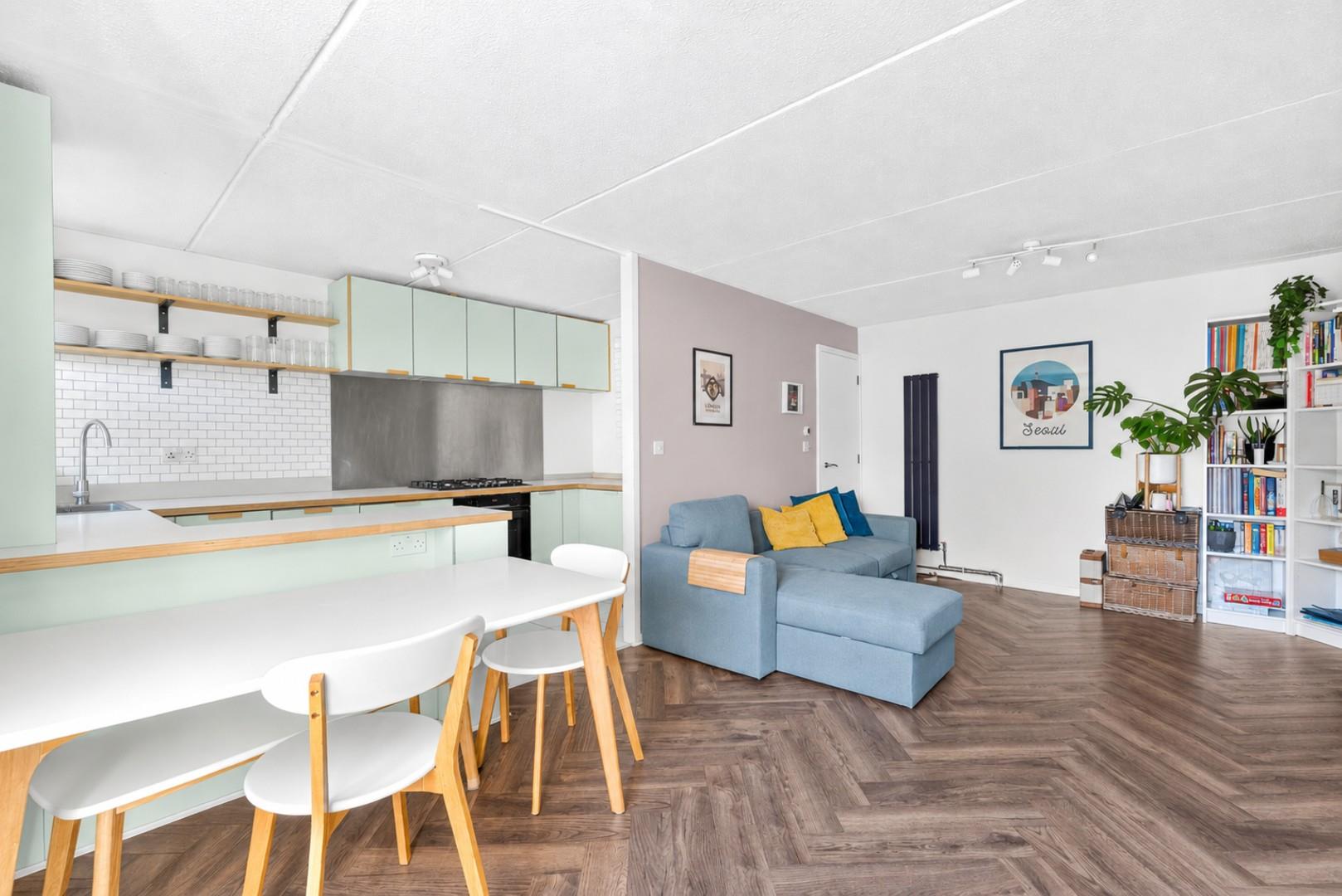Gladstone Road, Chiswick, W4