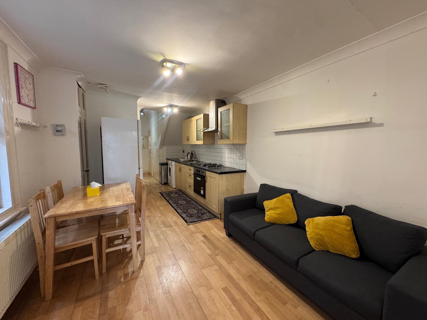 Leythe Road, Acton, W3