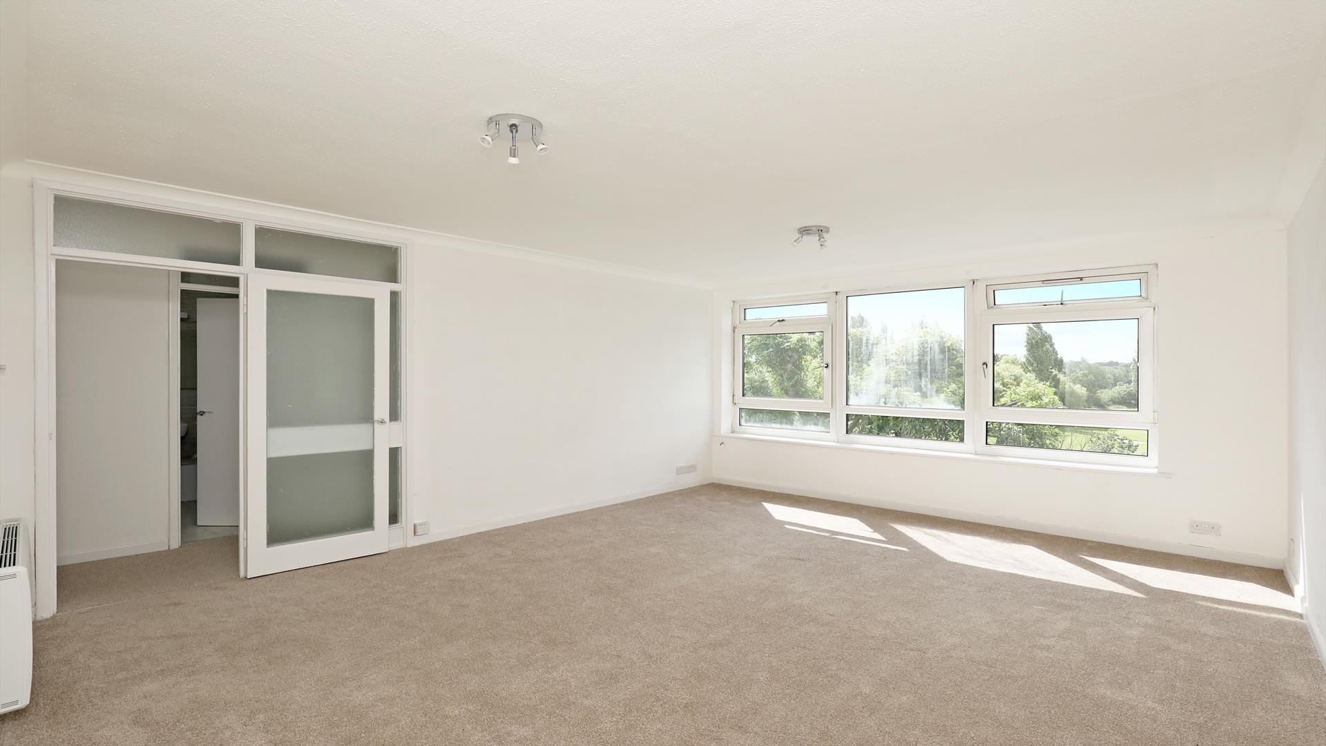 Parkview, Perivale, UB6