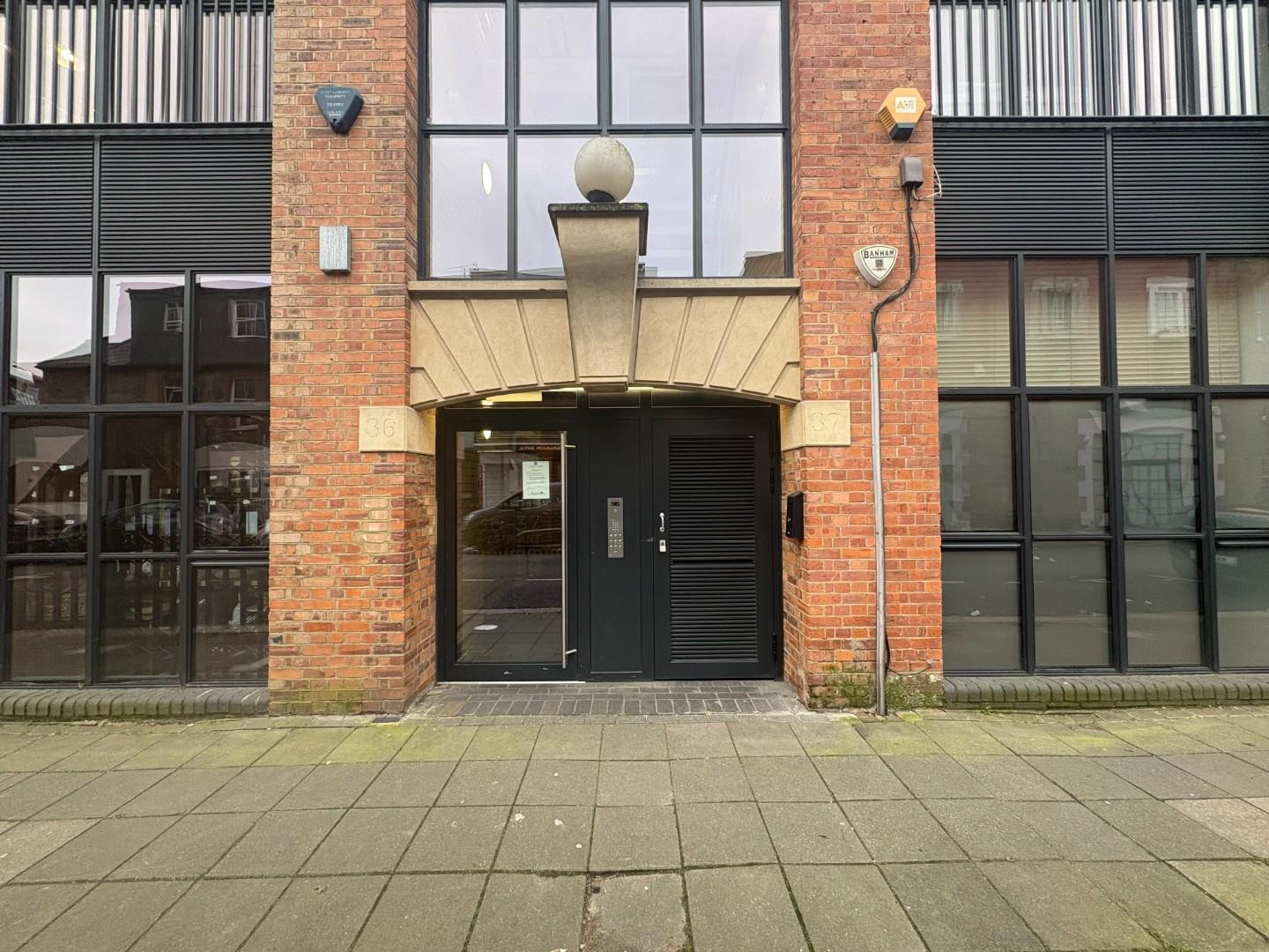 Warple Way, Acton, W3