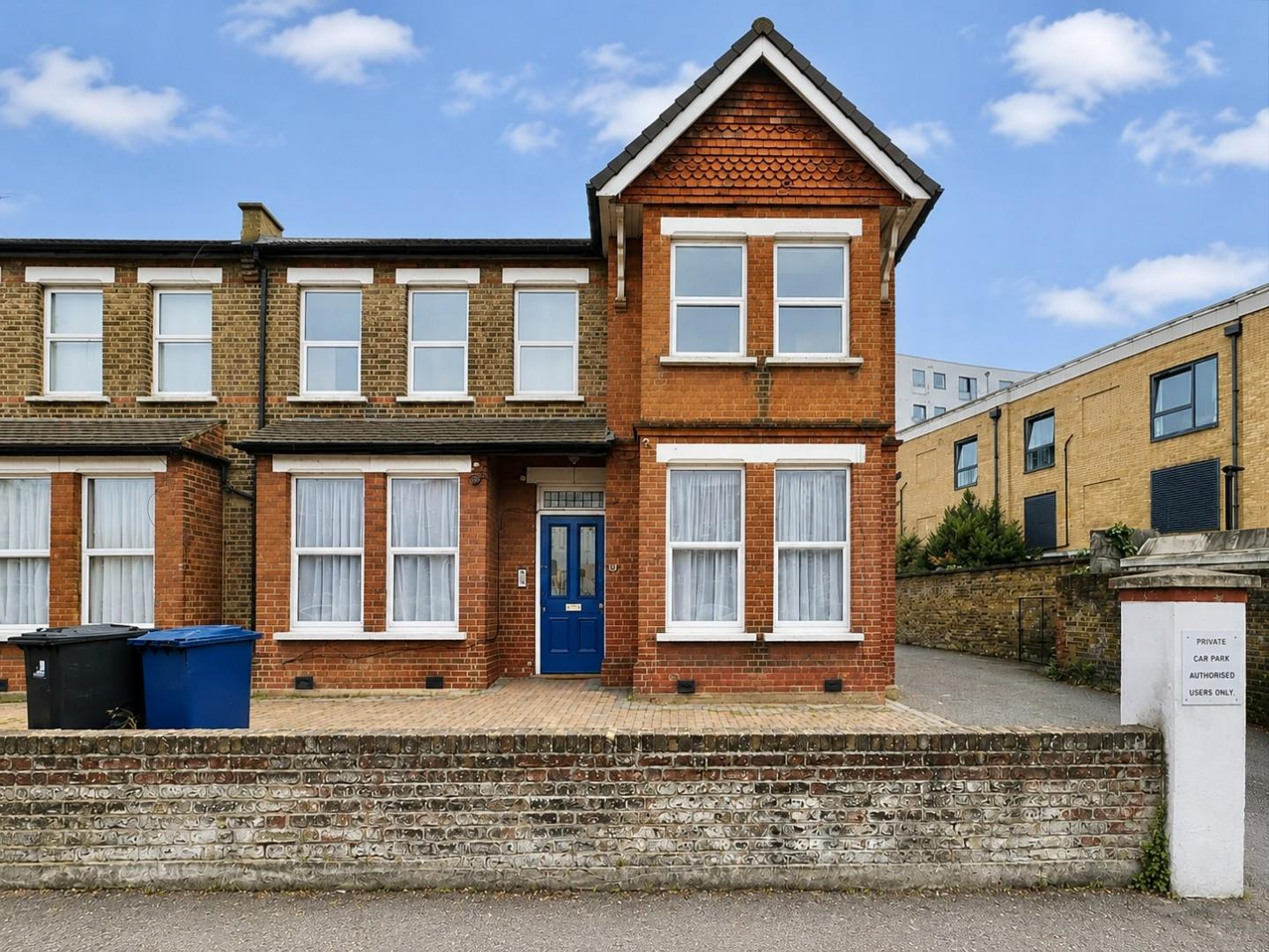 Broughton Road, London, W13