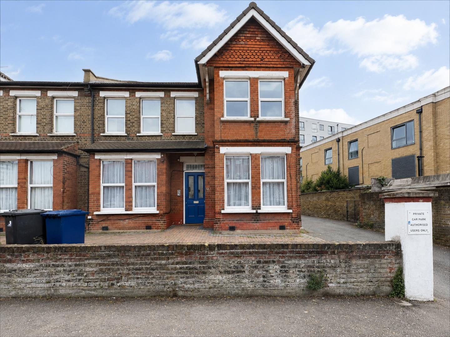 Broughton Road, London, W13