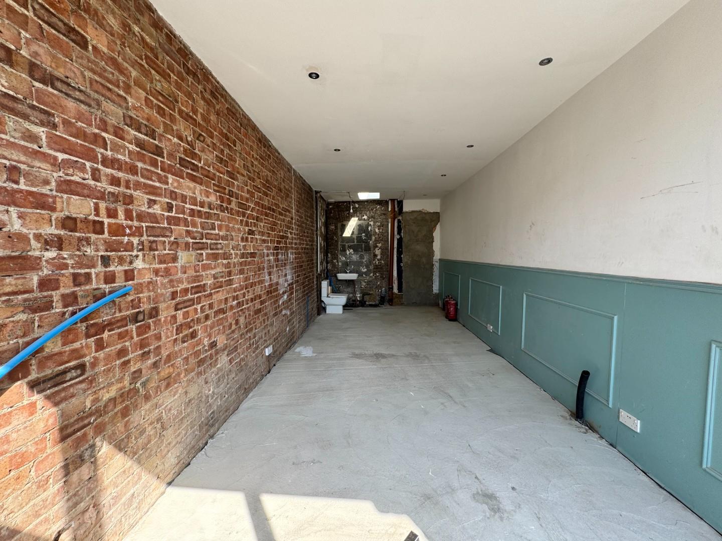 Windmill Road, Brentford, TW8