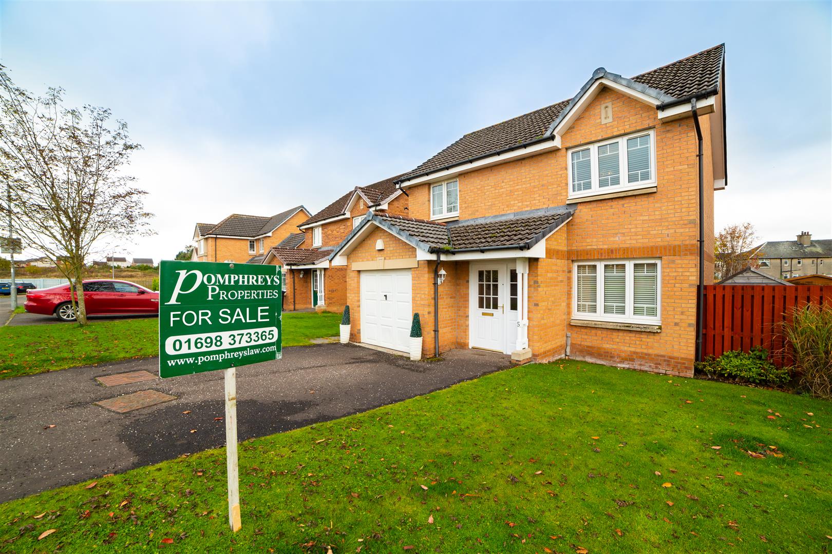 St. Andrews Drive, Law, Carluke