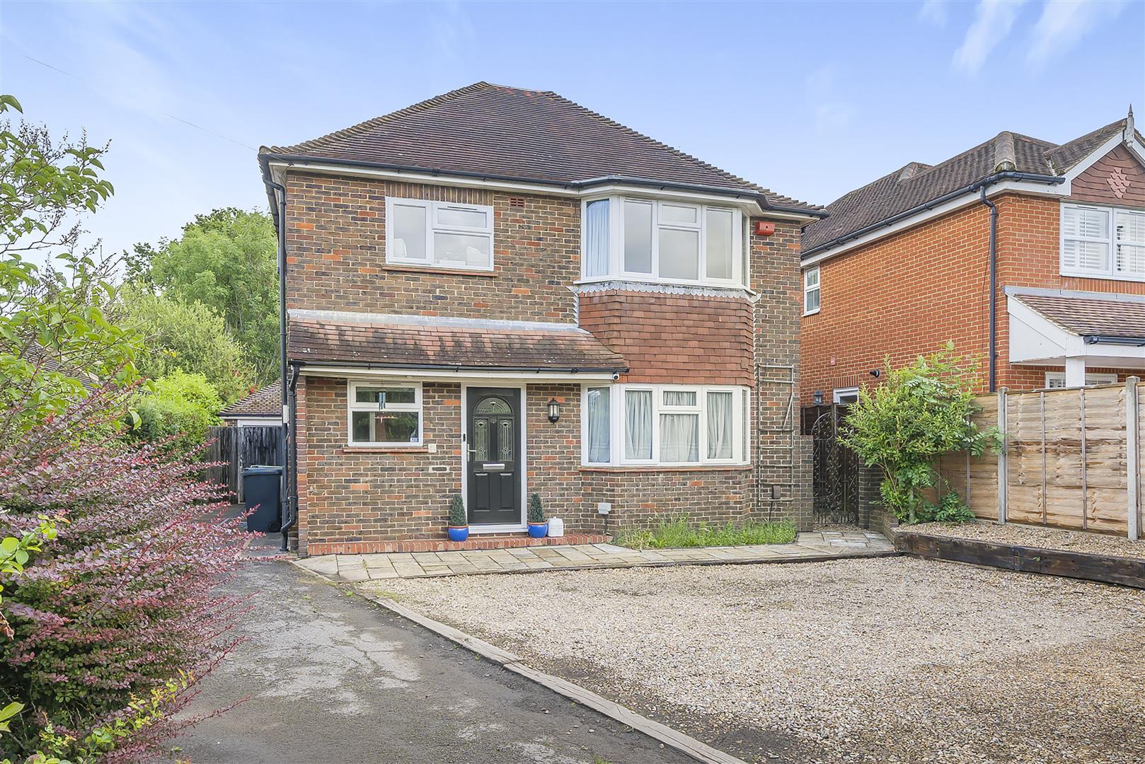 Guildford Road, Bisley, Woking