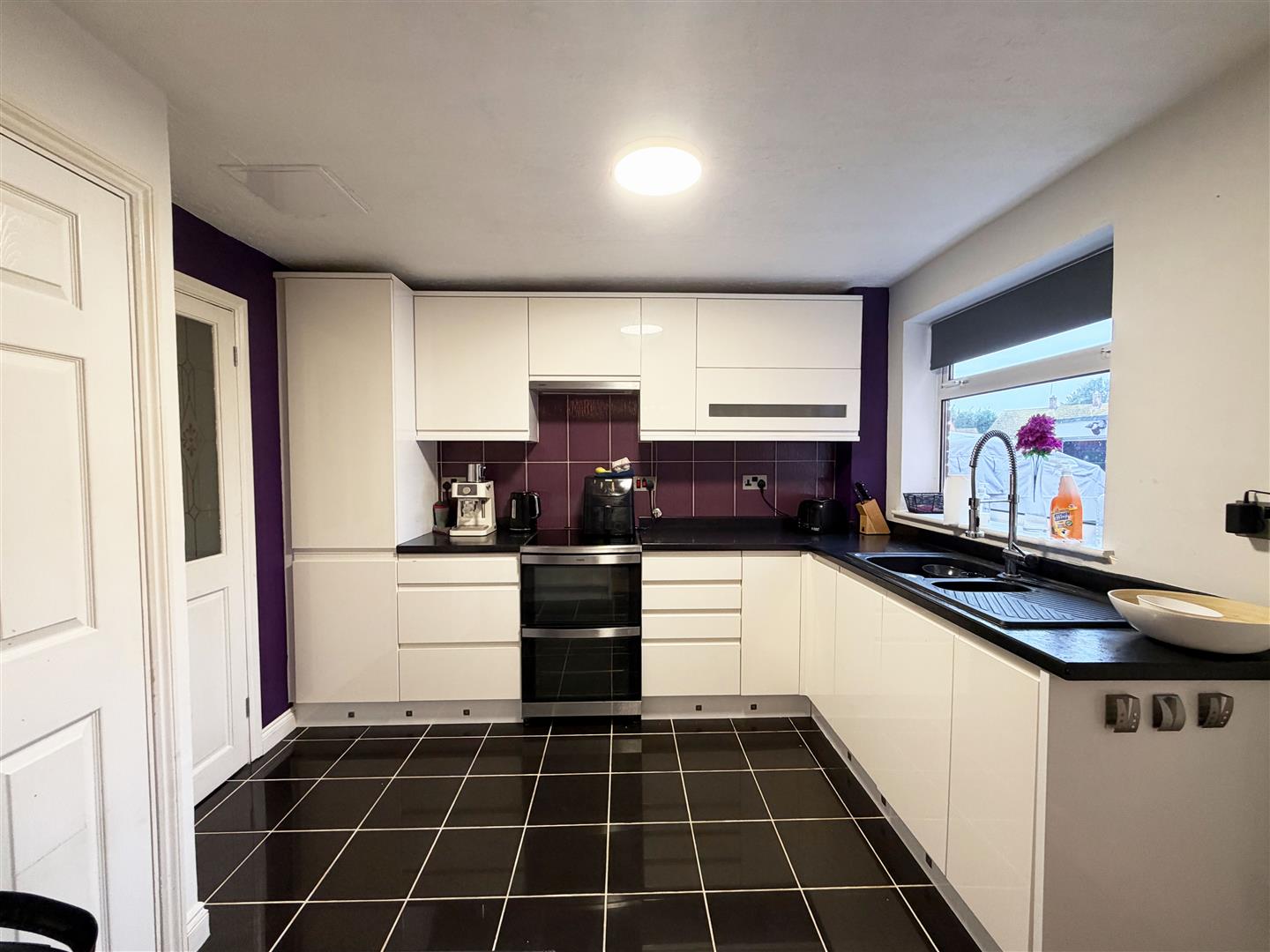 Windsor Court Road, Chobham, Woking