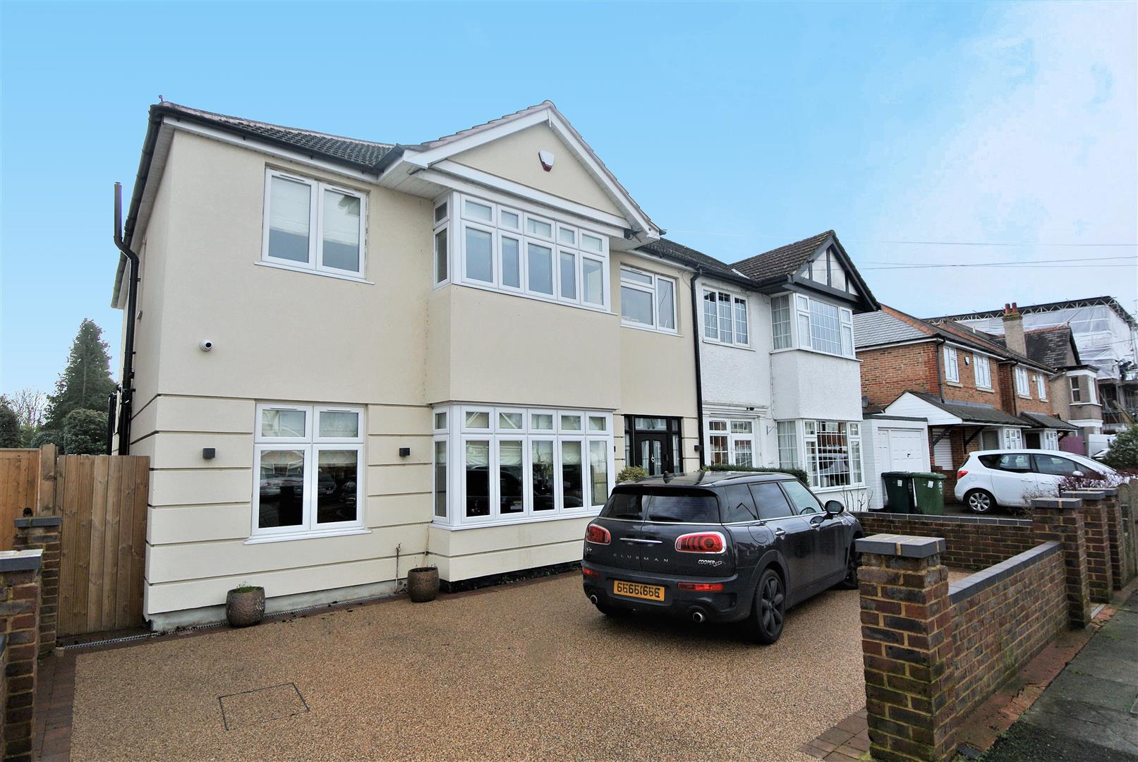 Station Crescent, Ashford