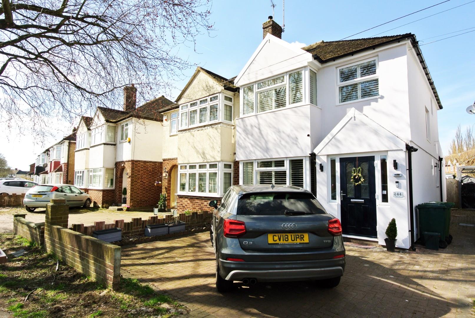 Long Lane, Staines-Upon-Thames