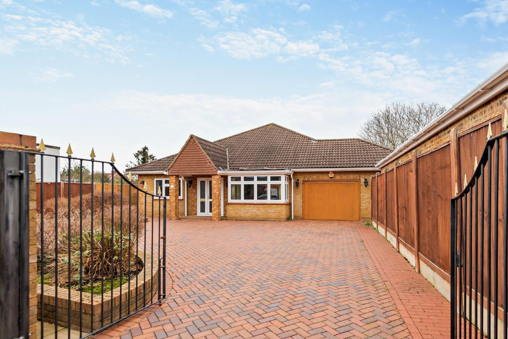 Glen Avenue, Ashford