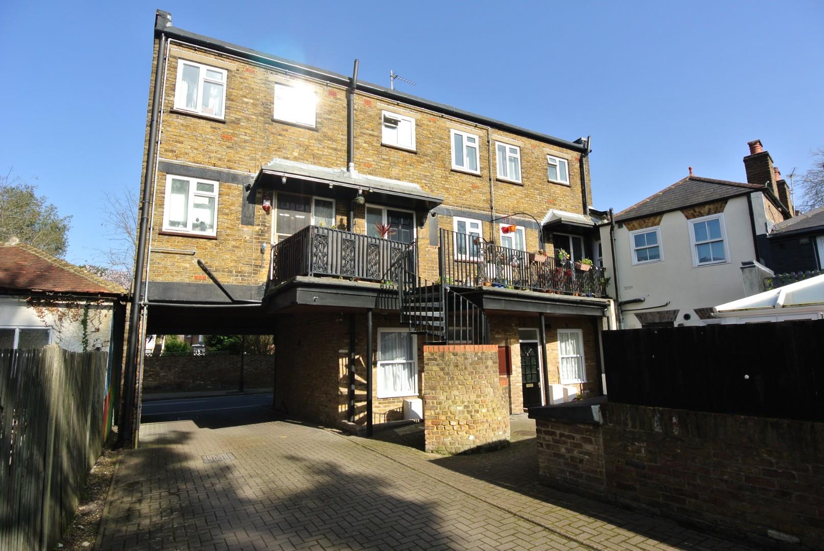 High Street, Stanwell, Staines-Upon-Thames