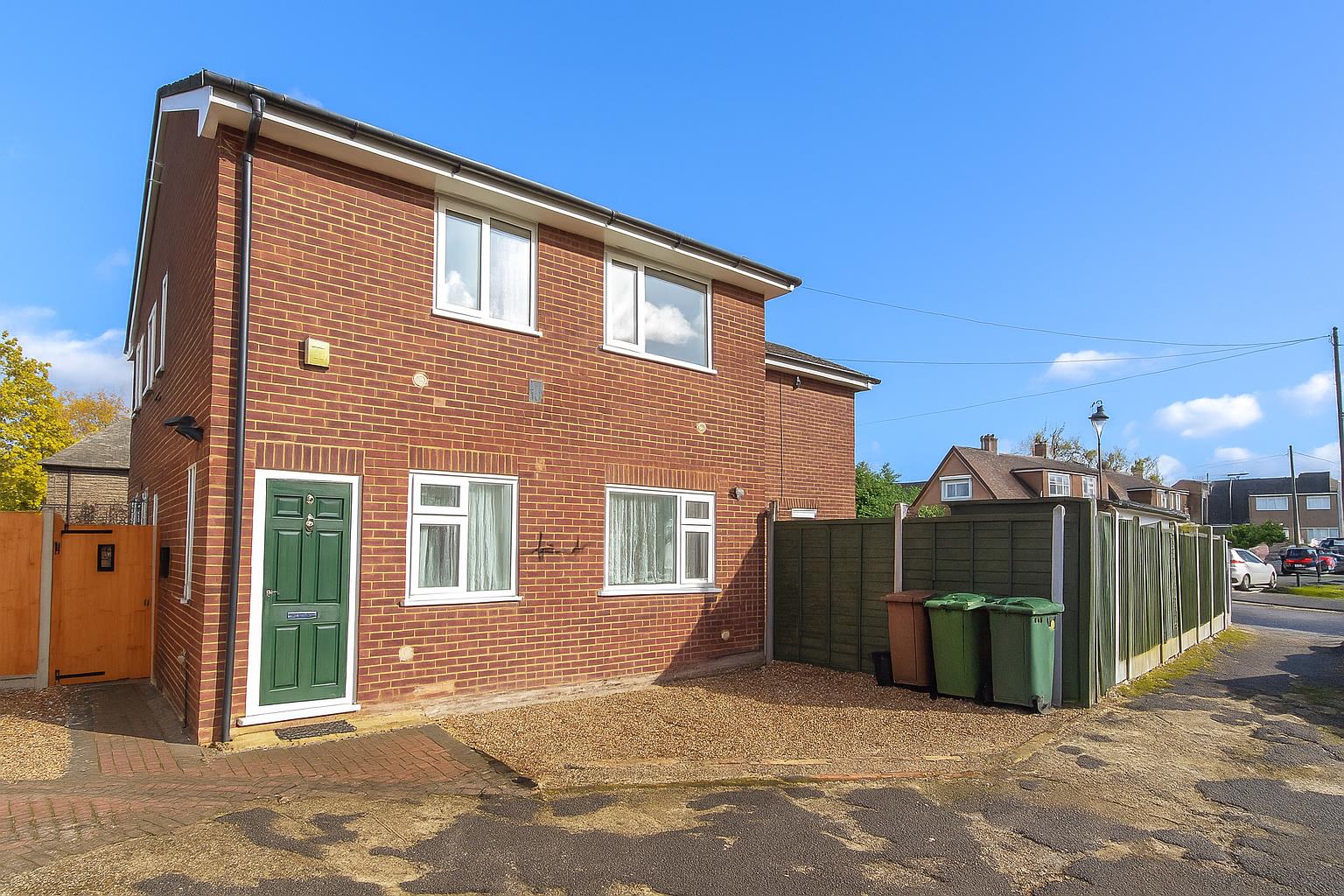 Bedfont Road, Stanwell, Staines-Upon-Thames