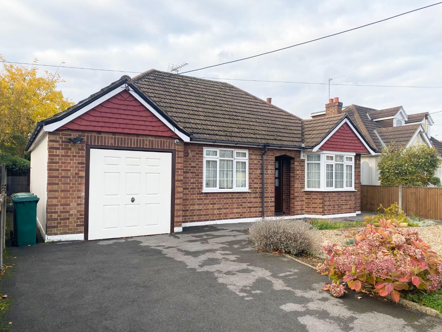 Pear Tree Road, Ashford