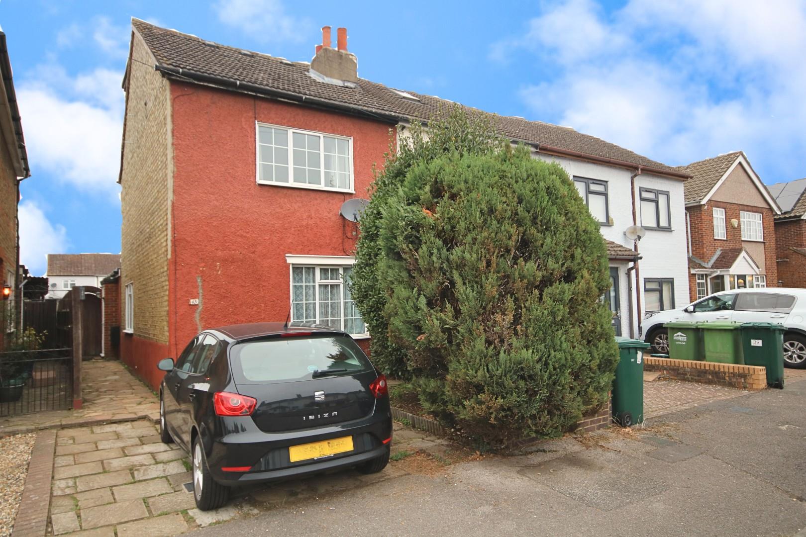 Adelaide Road, Ashford