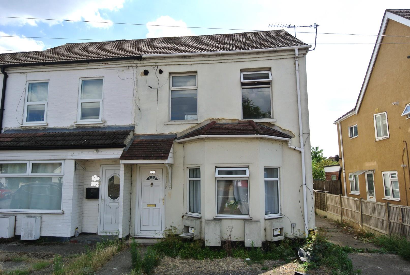 Staines Road West, Ashford