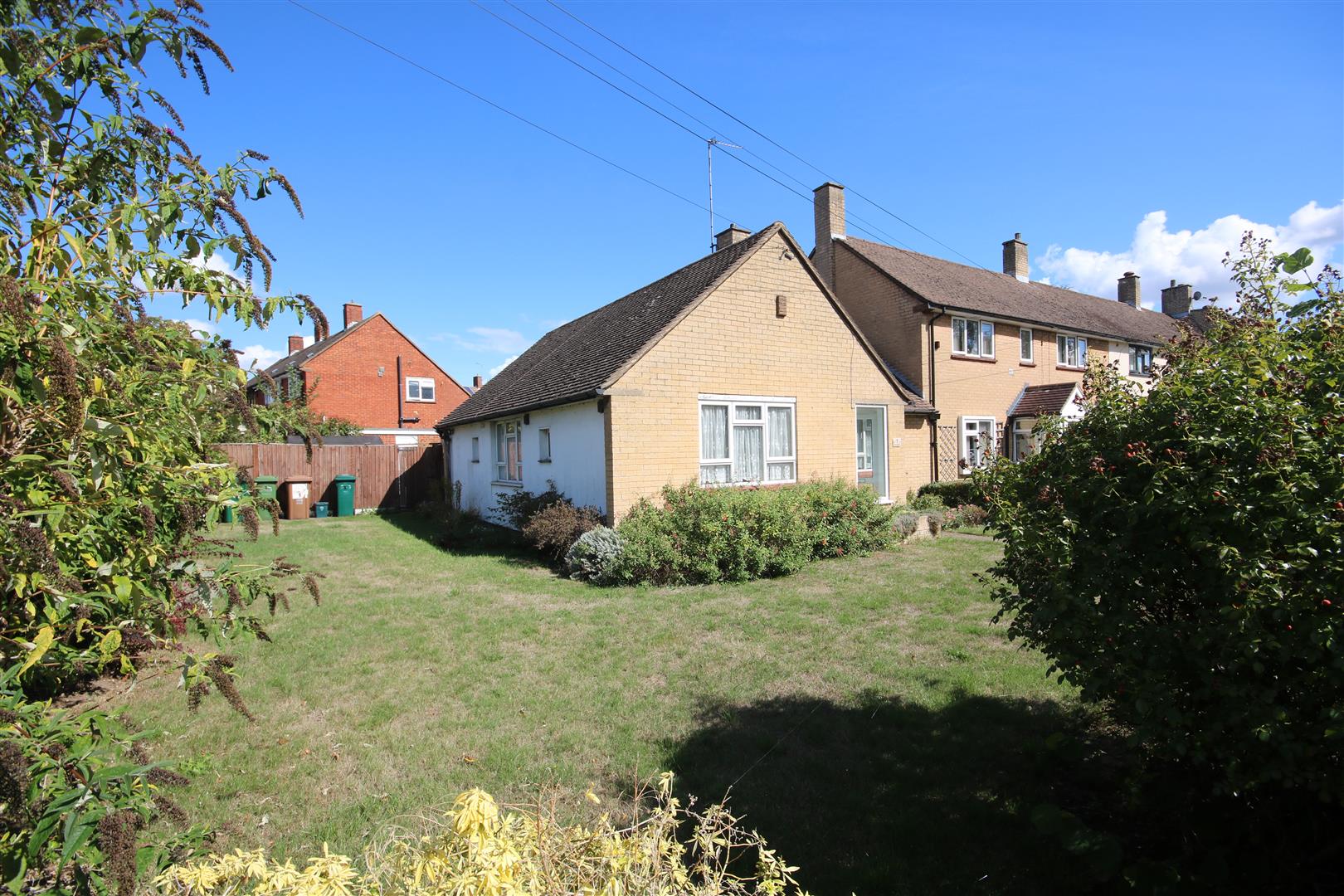 Cambria Gardens, Staines-Upon-Thames