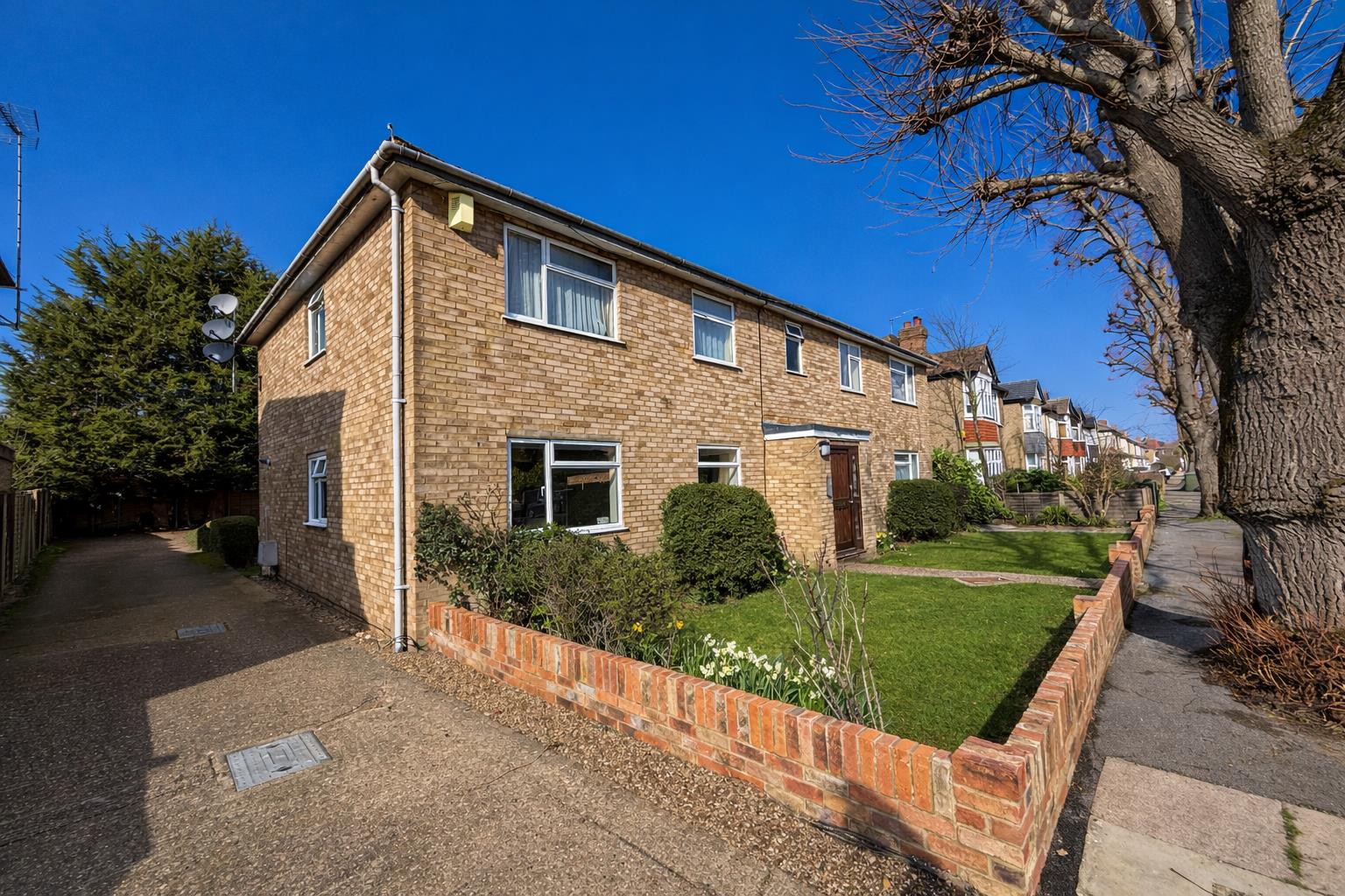 St Hildas Avenue, Ashford