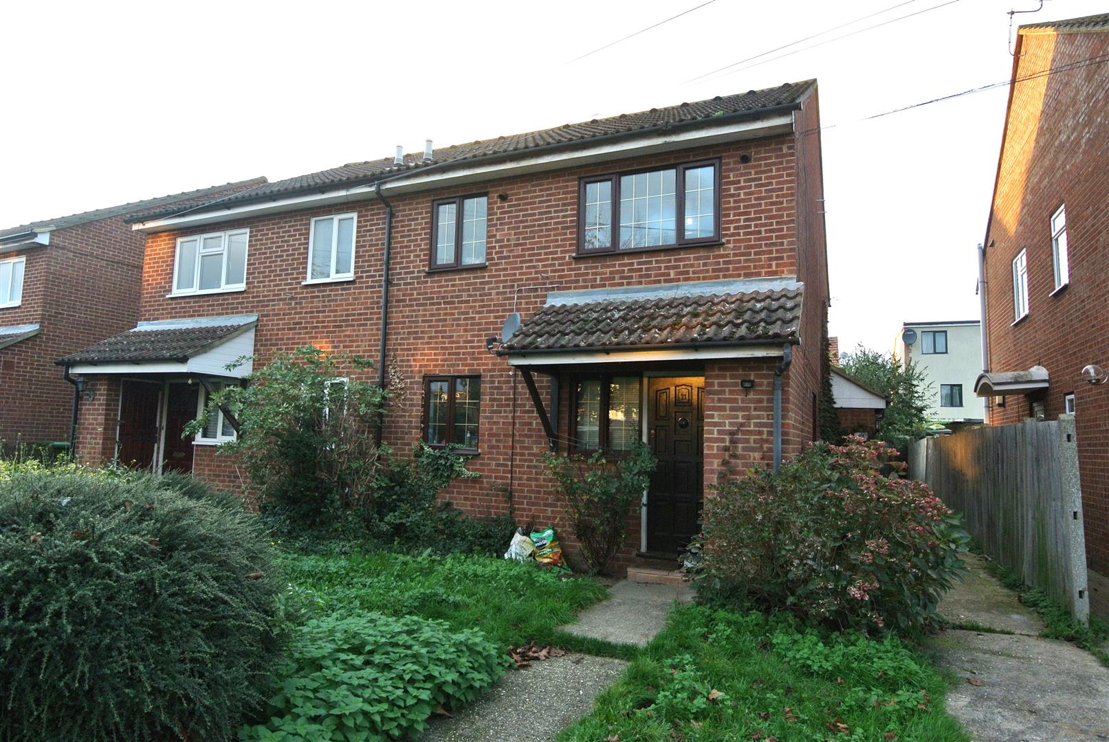 Orchard Close, Ashford