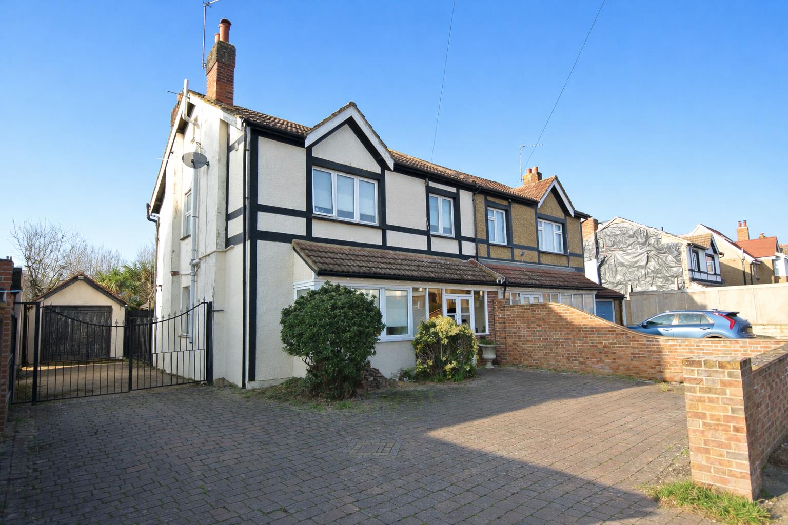 Fordbridge Road, Ashford