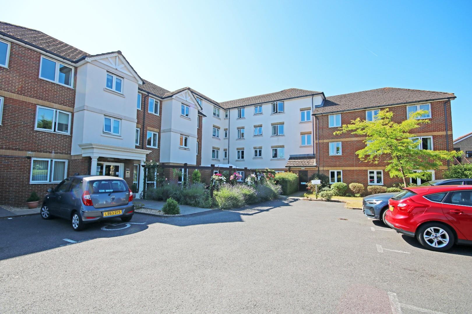 Parkland Grove, Ashford