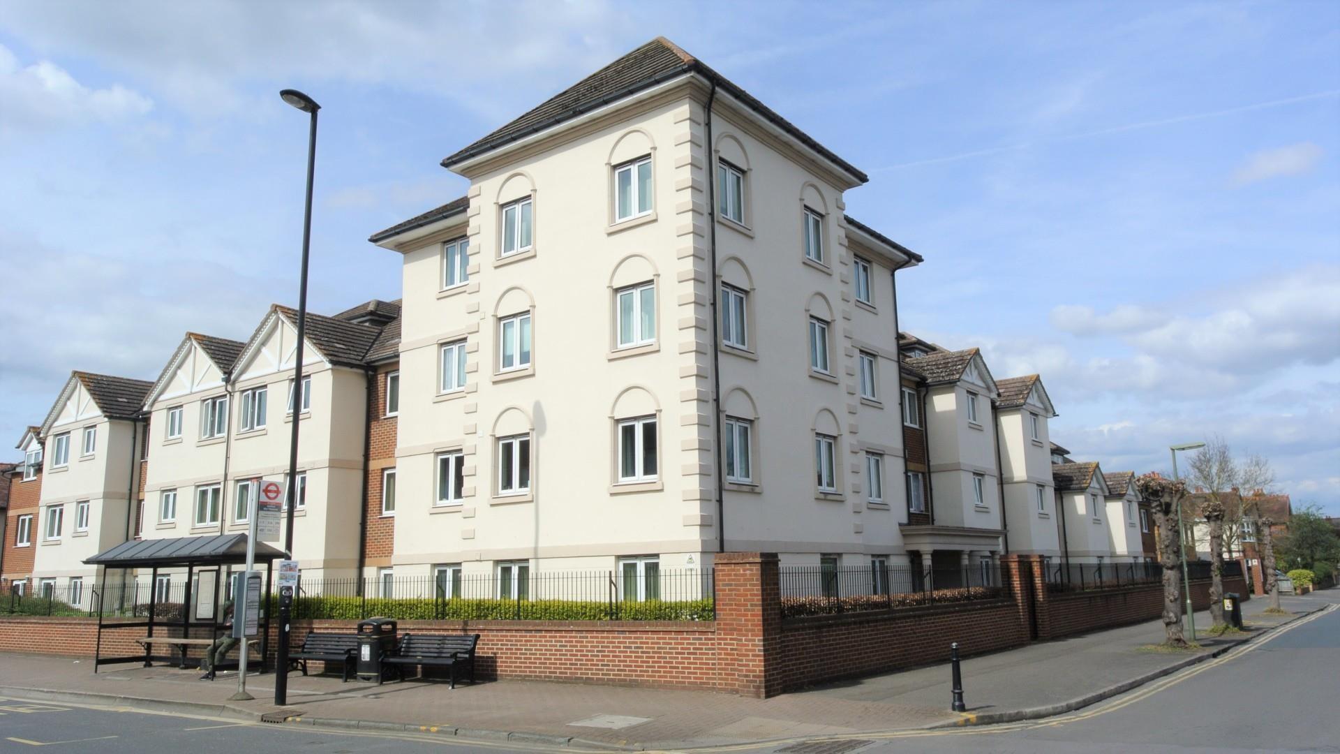 Perrin Court, Parkland Grove, Ashford