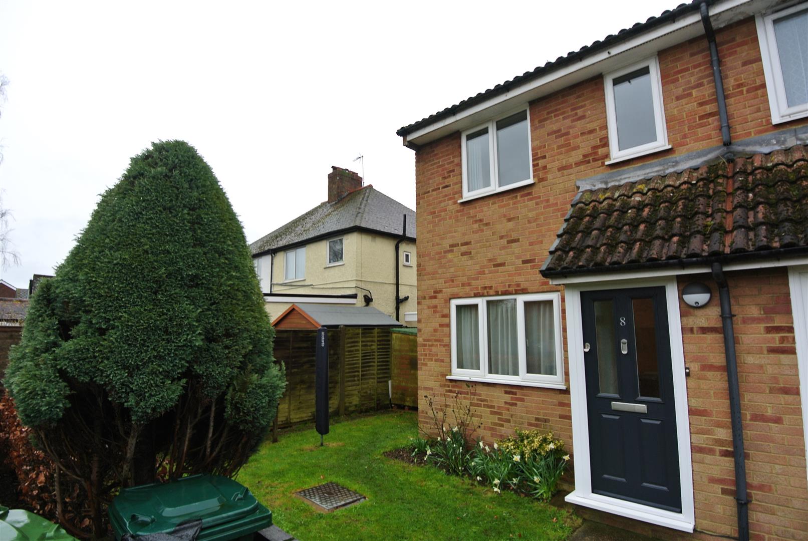 Pippins Court, Ashford