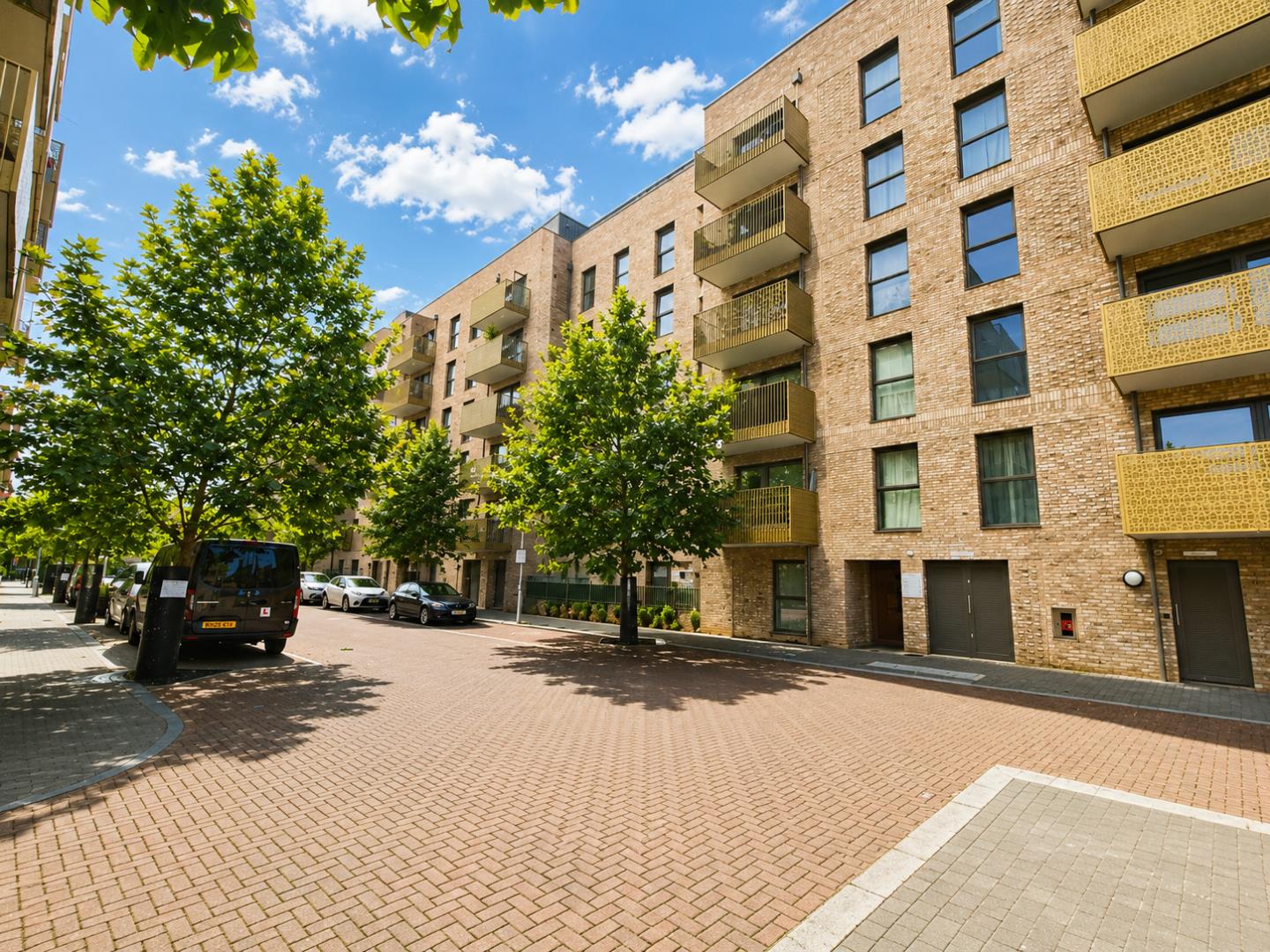 Selbourne Avenue, Hounslow