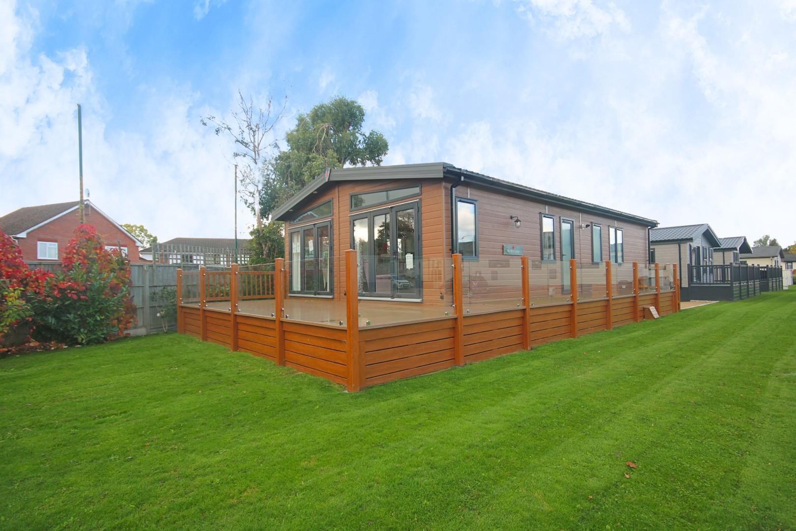 Chertsey Lane, Staines-Upon-Thames