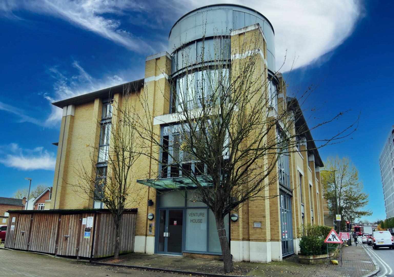42 London Road, Staines-Upon-Thames