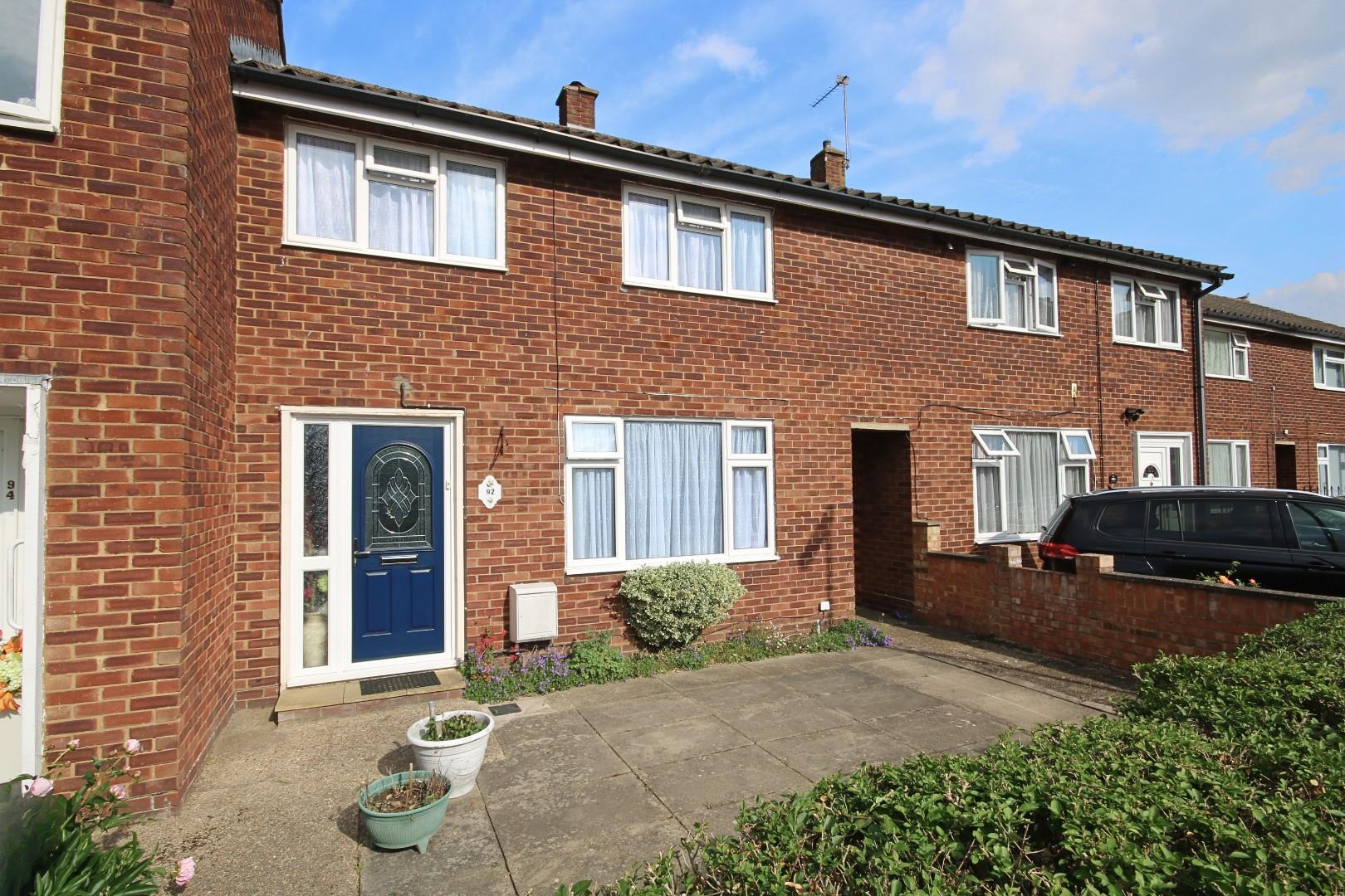 Hengrove Crescent, Ashford