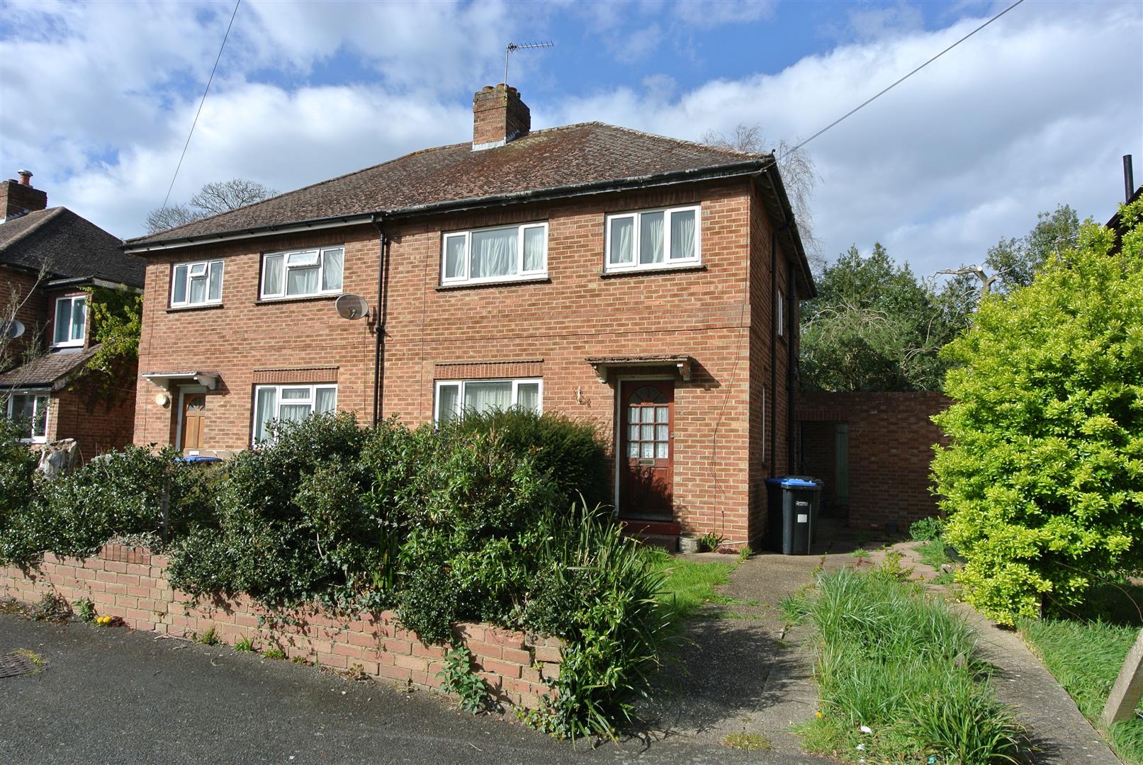 Laurel Avenue, Englefield Green, Egham