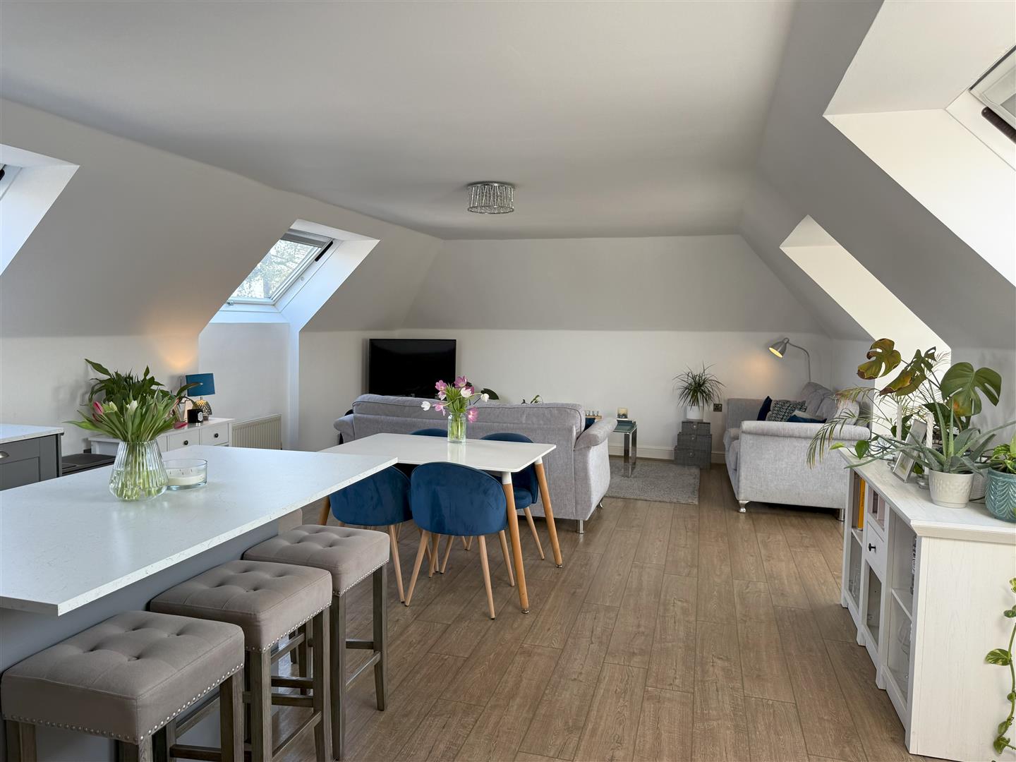 Penthouse apartment, Englefield Green